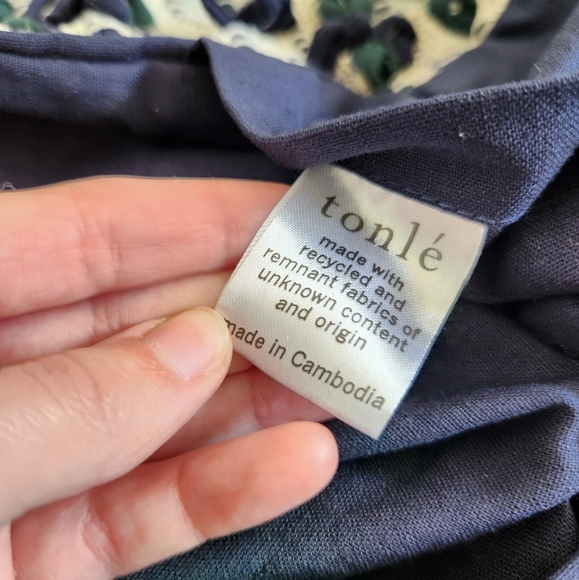 Tonlé Handwoven Pillowcase Navy And Teal Textured NWT 25x25 - Picture 5 of 9